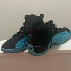 Black and powder blue Men Jordan. Lightly worn.